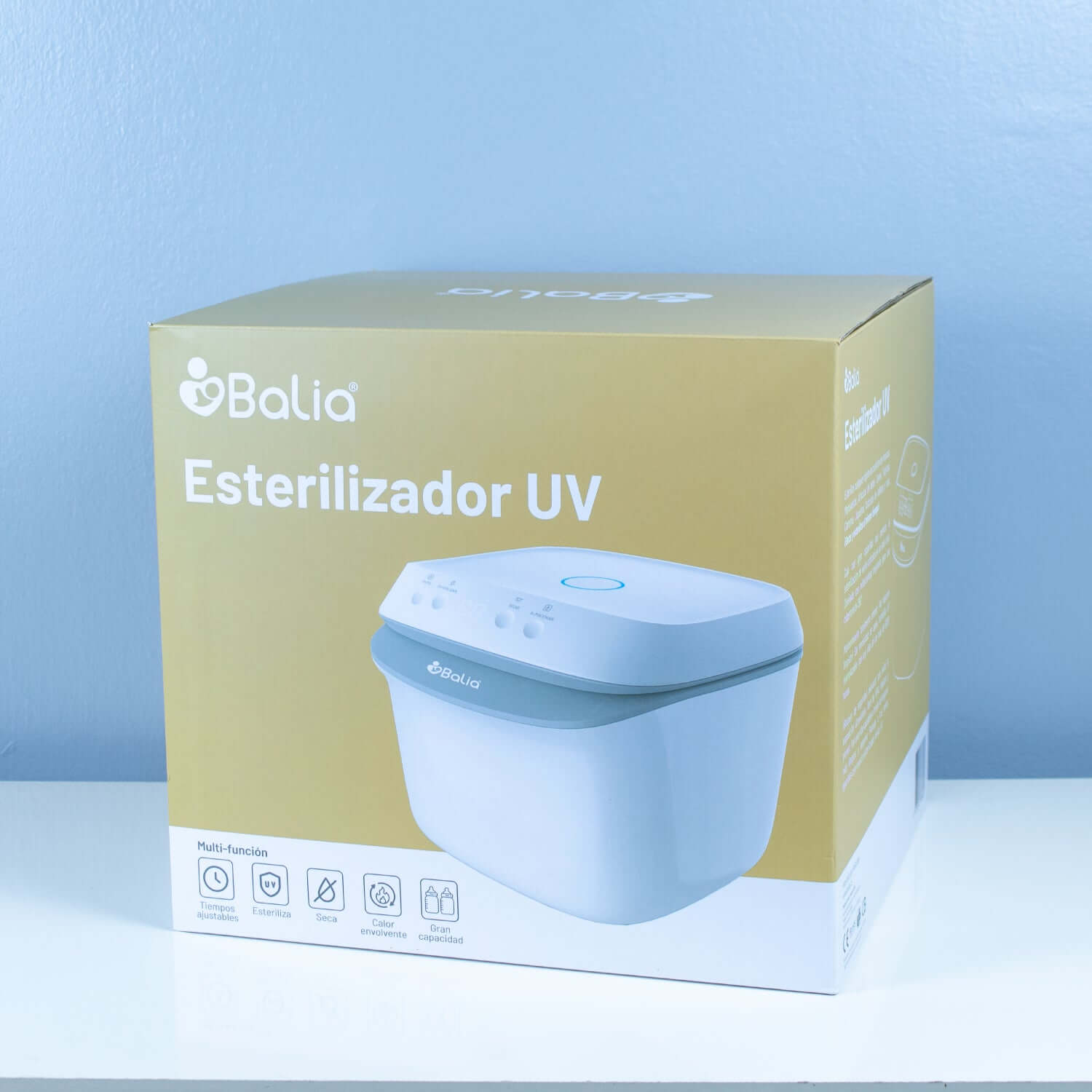 Kit Recién Nacido de Balia, esterilizador UV en su caja, ideal para el cuidado de recién nacidos.
